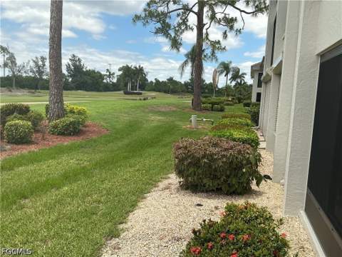 5845 Trailwinds Dr 515, Fort Myers FL - photo 8 of 11