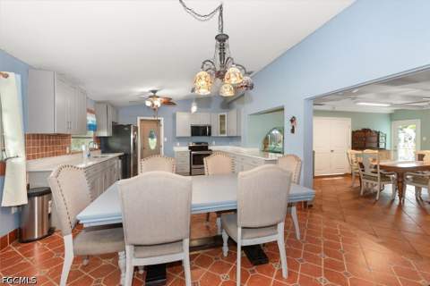 1721 Club House Rd, North Fort Myers FL - photo 8 of 51