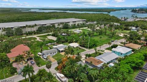1854 Danford St, Naples FL - photo 17 of 31