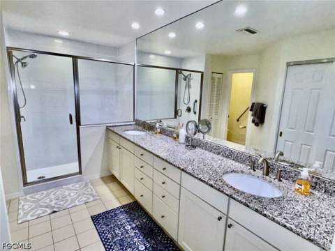 547 Beachwalk Cir, Naples FL - photo 10 of 15