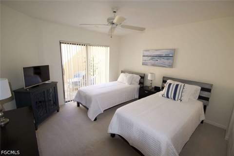 547 Beachwalk Cir, Naples FL - photo 12 of 15
