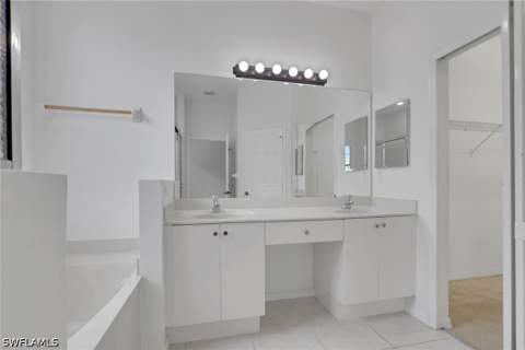 15454 Summit Place Cir 125, Naples FL - photo 16 of 40