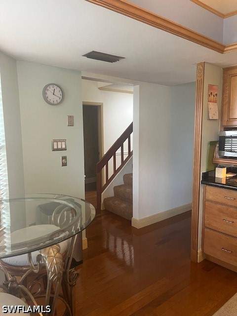 840 Meadowland Dr J, Naples FL - photo 6 of 36