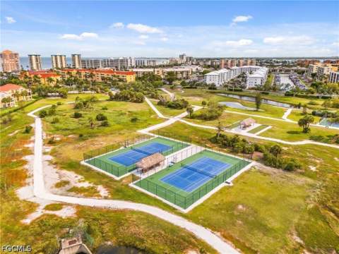 4591 Bay Beach Ln 393, Fort Myers Beach FL - photo 24 of 31