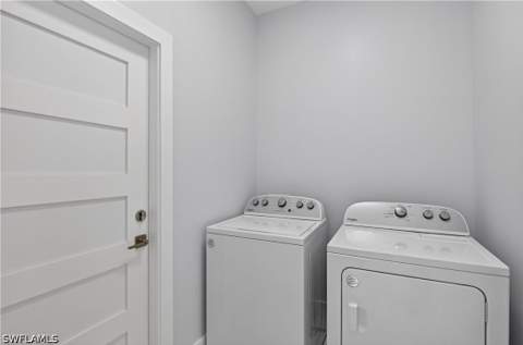 454 Mercedes Ct, Lehigh Acres FL - photo 12 of 49