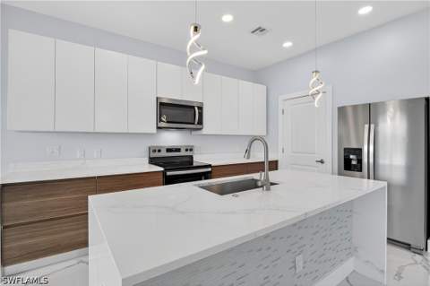 454 Mercedes Ct, Lehigh Acres FL - photo 21 of 49