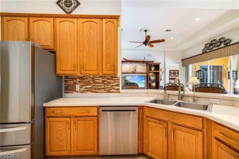 9836 Los Altos Ct, Fort Myers FL - photo 23 of 42