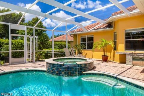9836 Los Altos Ct, Fort Myers FL - photo 9 of 42