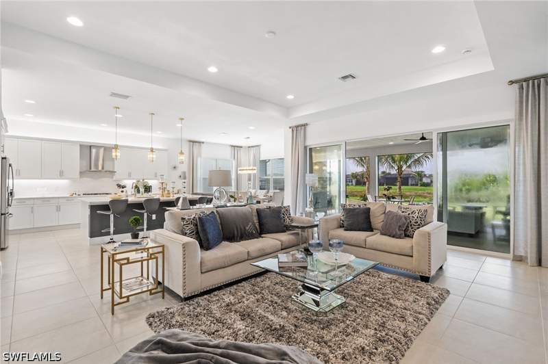 3 bedroom SingleFamilyResidence at 12177 Eucalyptus Way, Valencia Trails, Naples — photo 4