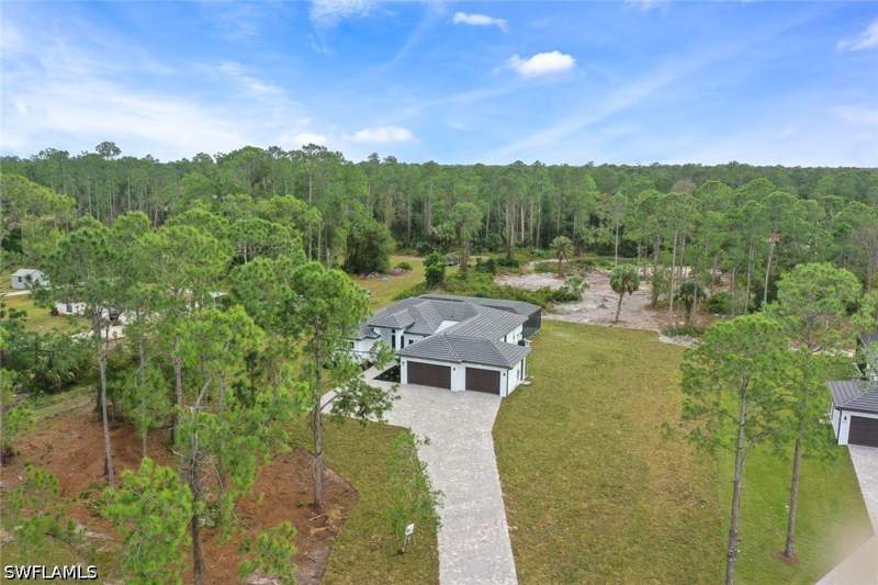 4 bedroom SingleFamilyResidence at 2806 Golden Gate Blvd W, Golden Gate Estates, Naples — photo 5