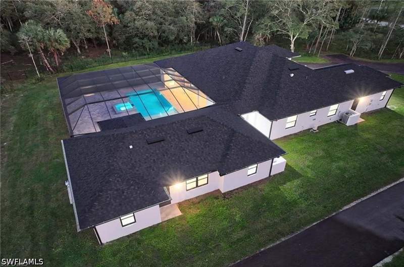 6 bedroom SingleFamilyResidence at 219 33rd Ave NW, Golden Gate Estates, Naples — photo 4