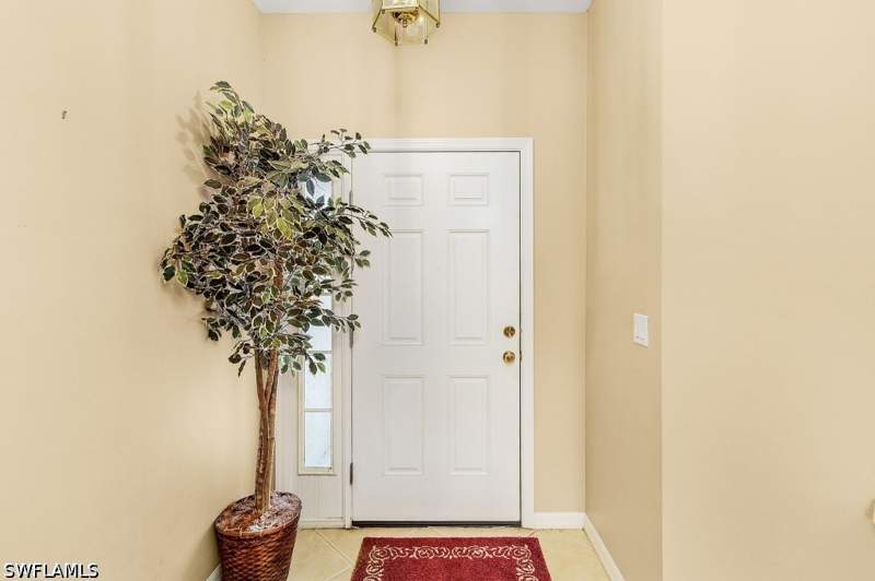 3 bedroom Townhouse at 8381 Village Edge Cir 3, Lakewood Village, Fort Myers — photo 4