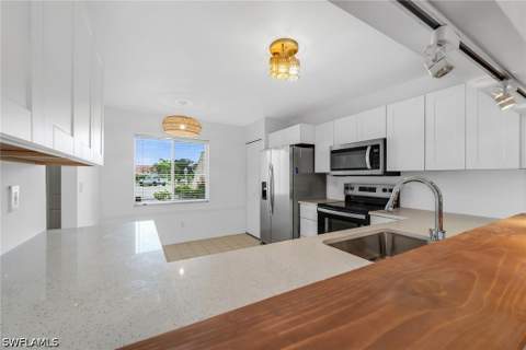 208 Furse Lakes Cir D6, Naples FL - photo 9 of 50