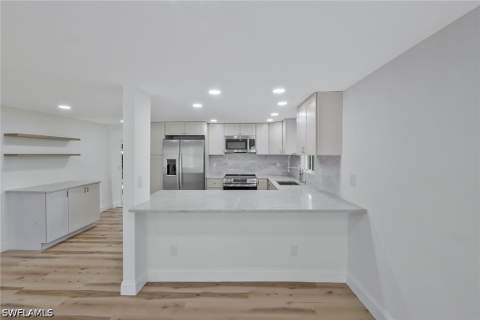 1755 Oakley Ave, Fort Myers FL - photo 10 of 40