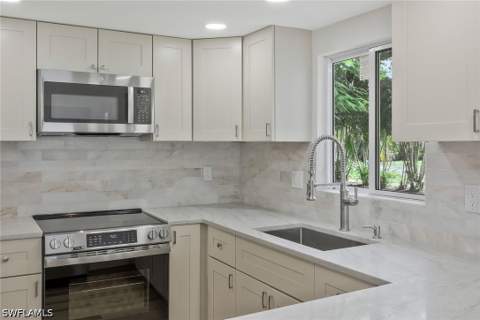 1755 Oakley Ave, Fort Myers FL - photo 13 of 40