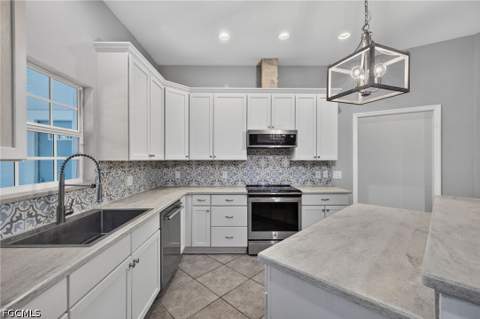 6011 Jadestone Ave, Fort Myers FL - photo 12 of 40