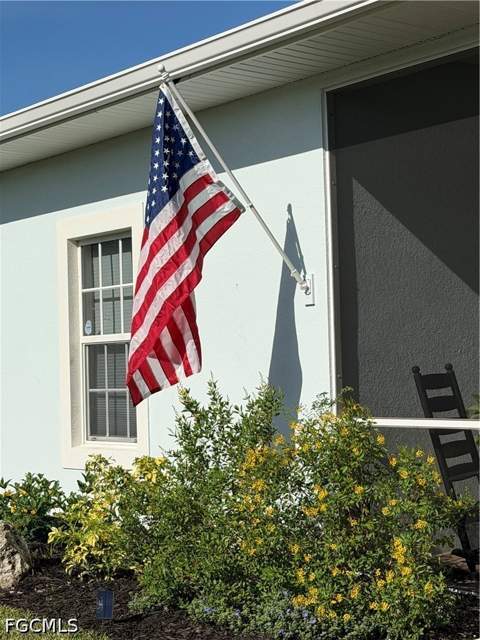 6011 Jadestone Ave, Fort Myers FL - photo 7 of 40