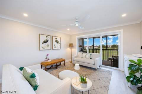29 High Point Cir E 403, Naples FL - photo 12 of 50