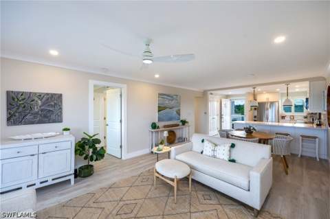 29 High Point Cir E 403, Naples FL - photo 15 of 50