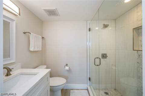 29 High Point Cir E 403, Naples FL - photo 21 of 50