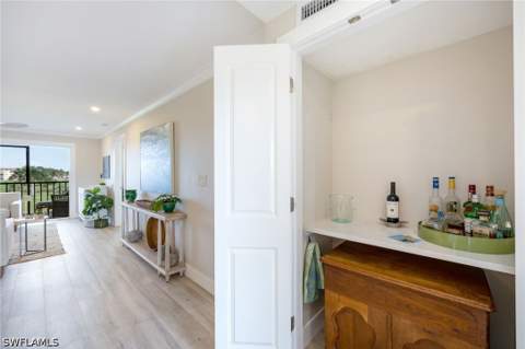 29 High Point Cir E 403, Naples FL - photo 7 of 50