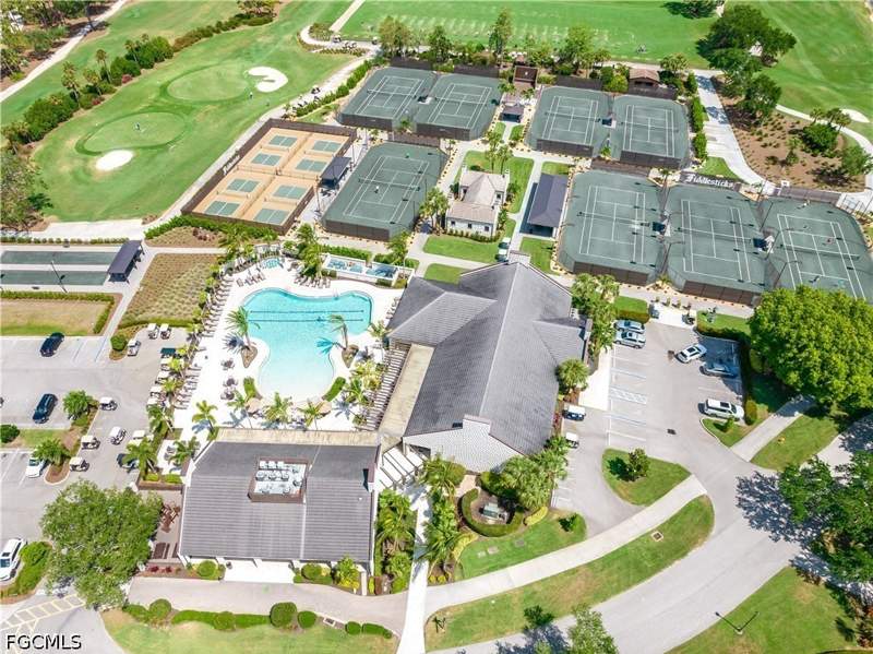 3 bedroom SingleFamilyResidence at 8160 Glenfinnan Cir, Fiddlesticks Country Club, Fort Myers — photo 4
