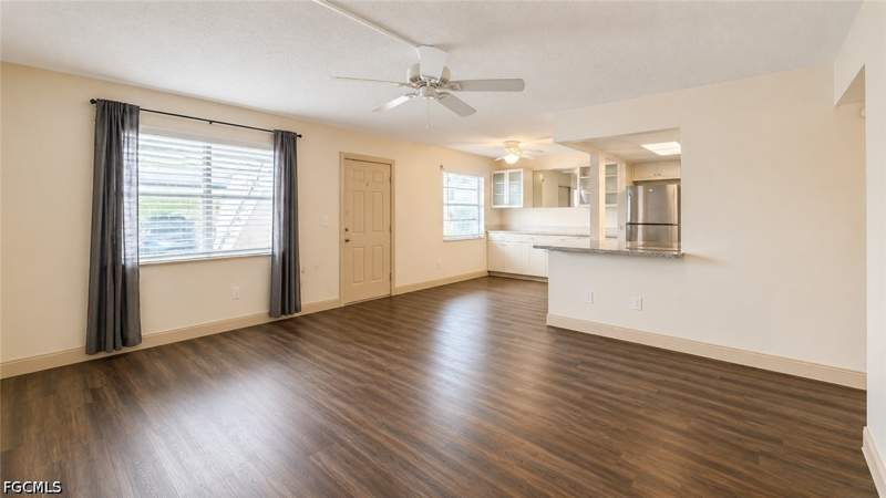 2 bedroom Condominium at 6777 Winkler Rd 177, Regency Condo, Fort Myers — photo 3
