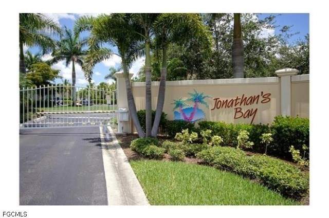 4 bedroom Condominium at 6020 Jonathans Bay Cir 202, Jonathans Bay, Fort Myers — photo 3