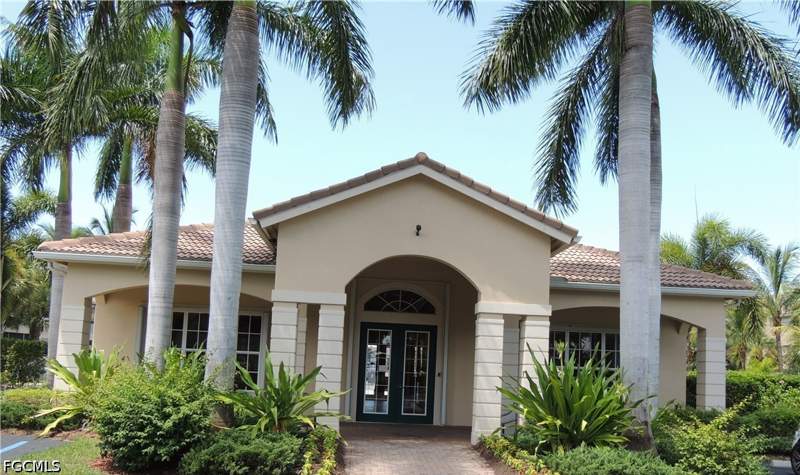 4 bedroom Condominium at 6020 Jonathans Bay Cir 202, Jonathans Bay, Fort Myers — photo 4