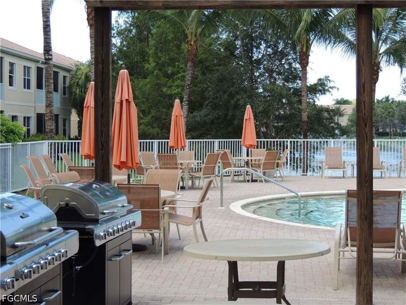4 bedroom Condominium at 6020 Jonathans Bay Cir 202, Jonathans Bay, Fort Myers — photo 5