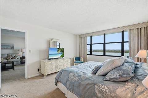 4223 Bay Beach Ln 4F, Fort Myers Beach FL - photo 20 of 37