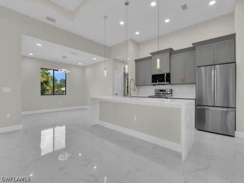 410 Plumosa Ave, Lehigh Acres FL - photo 6 of 14