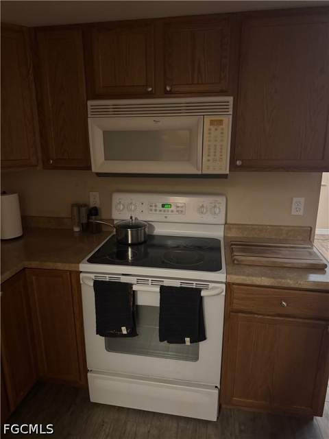 1303 SW 16th Ter 202, Cape Coral FL - photo 11 of 21