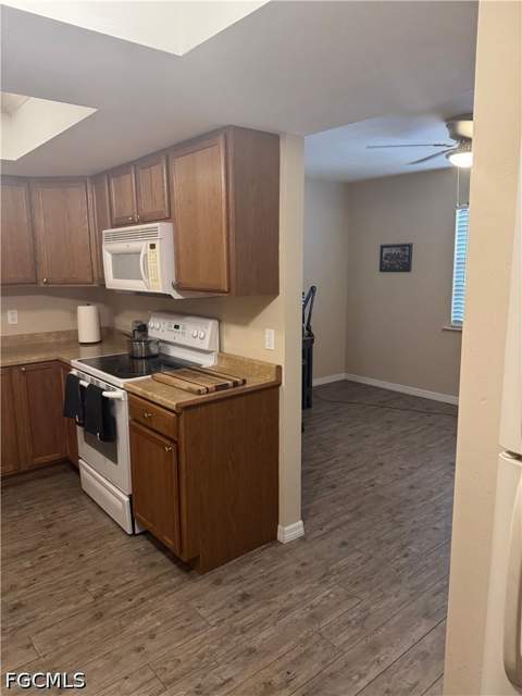 1303 SW 16th Ter 202, Cape Coral FL - photo 9 of 21