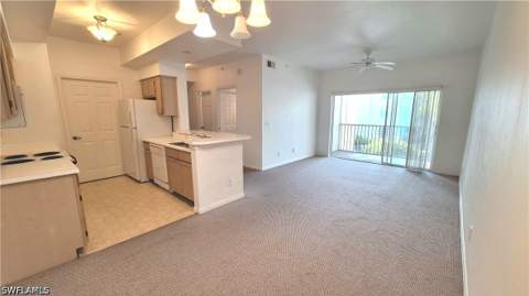 4645 Saint Croix Ln 1324, Naples FL - photo 7 of 18