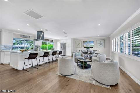 2140 Shad Ct, Naples FL - photo 17 of 45