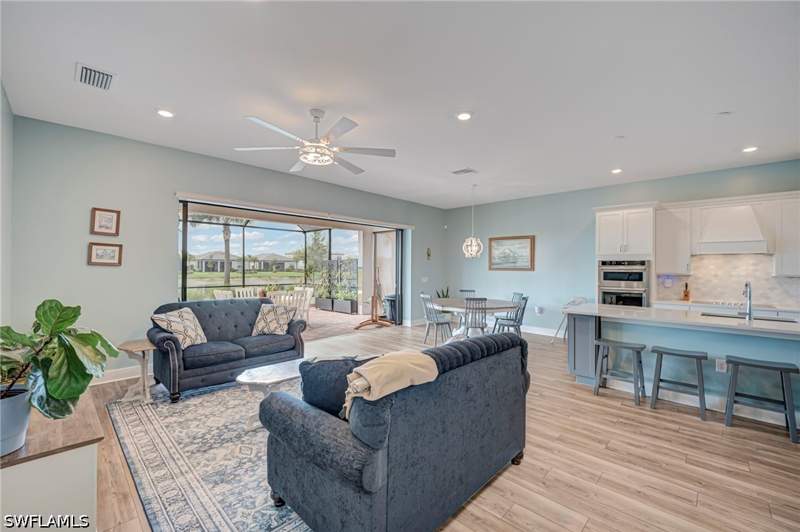 4 bedroom SingleFamilyResidence at 4280 Arlington Dr, Avalon Park, Ave Maria — photo 4