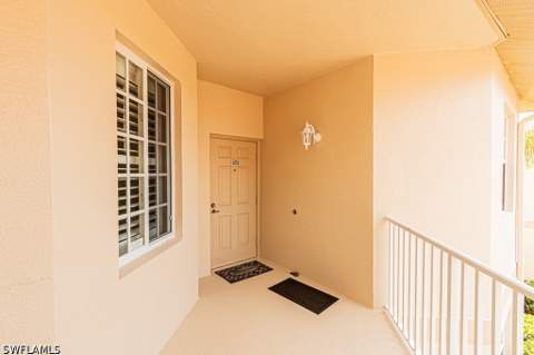 3977 Bishopwood Ct E 206, Naples FL - photo 15 of 39