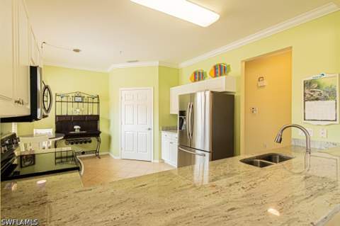 3977 Bishopwood Ct E 206, Naples FL - photo 7 of 39