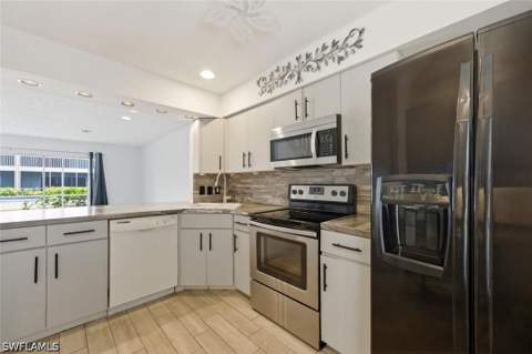 25500 Cockleshell Dr 503, Bonita Springs FL - photo 16 of 37