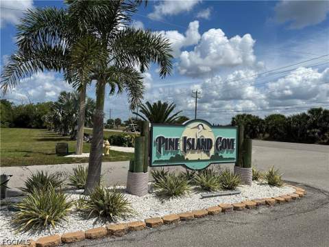 7150 Cobiac Dr, St James City FL - photo 6 of 37