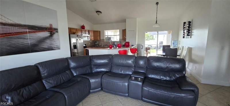 3 bedroom SingleFamilyResidence at 3018 26th St SW 0, Lehigh Acres, Lehigh Acres — photo 4