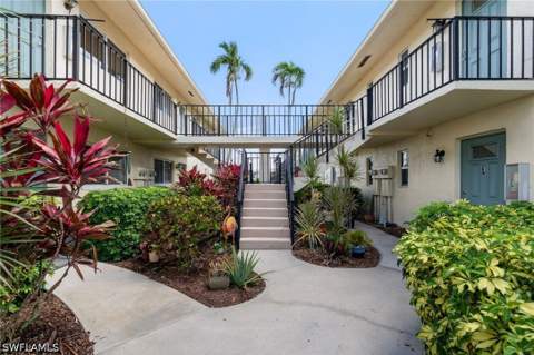 185 Palm Dr 18L, Naples FL - photo 20 of 21