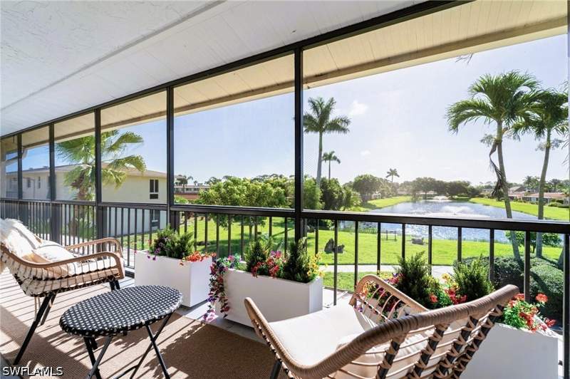 2 bedroom Condominium at 185 Palm Dr 18L, Glades Country Club, Naples — photo 3