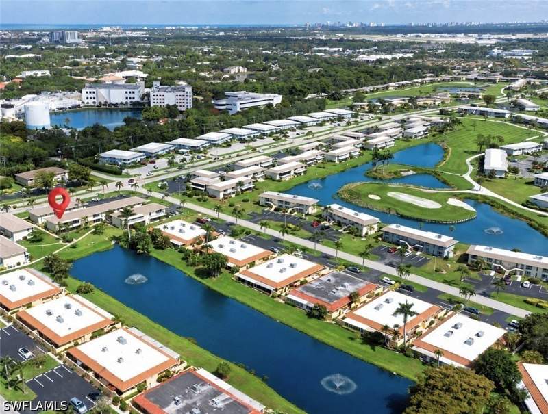 2 bedroom Condominium at 185 Palm Dr 18L, Glades Country Club, Naples — photo 4