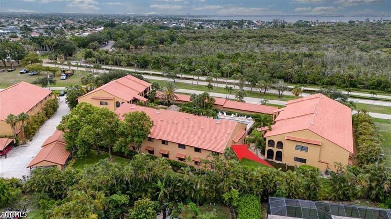 2 bedroom Condominium at 5510 SW 4th Pl 305, Rose Garden Villas Condo, Cape Coral — photo 3