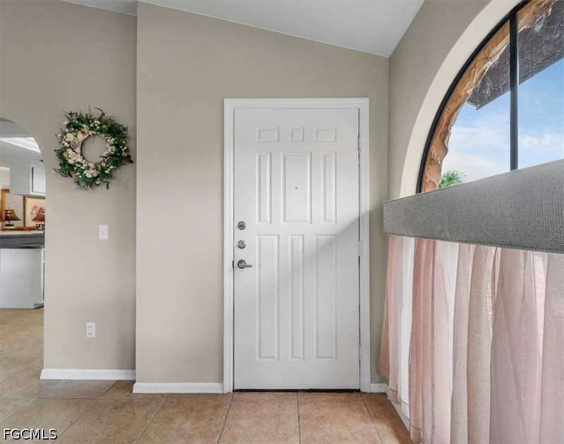 2 bedroom Condominium at 5510 SW 4th Pl 305, Rose Garden Villas Condo, Cape Coral — photo 5