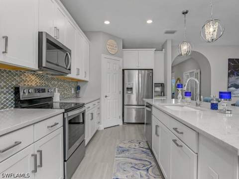 17581 Ashcomb Way, Estero FL - photo 15 of 50