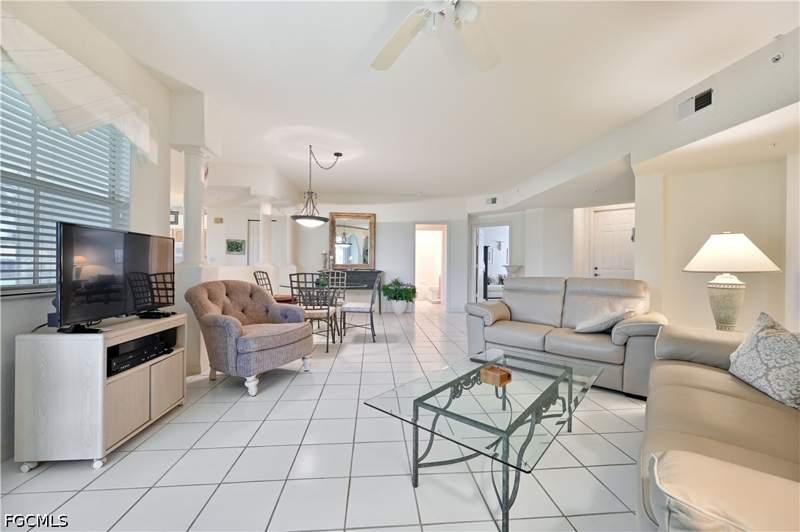 3 bedroom Condominium at 28060 Palmas Grandes Ln 105, Las Brisas At Spanish Wells, Bonita Springs — photo 4