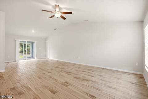 1024 NE 33rd Ln, Cape Coral FL - photo 9 of 47
